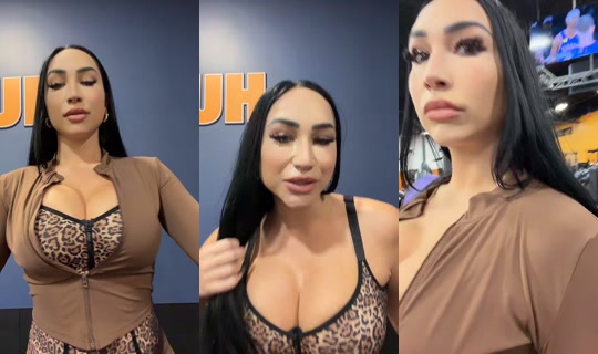 sarahnicoleofficial's Live Session — Oct 21, 2026, 2:00 AM