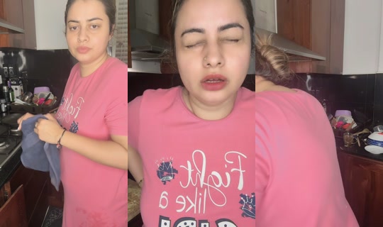 sarahsangz95's Live Session — Aug 11, 2026, 2:01 PM