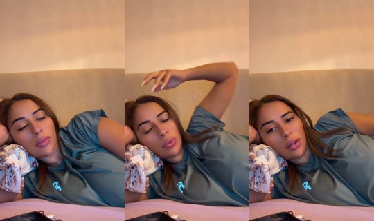shainaaa489's Live Session — Jul 20, 2026, 1:32 AM