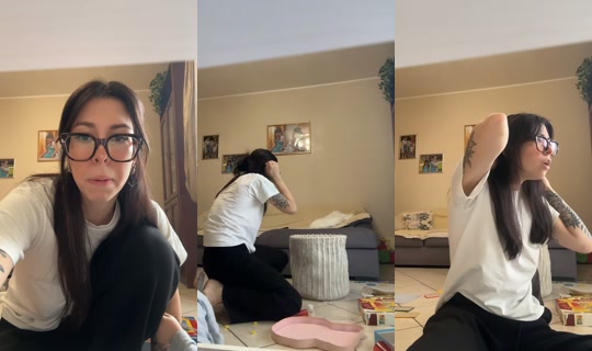 sharon_ravelli's Live Session — Oct 9, 2026, 7:44 AM