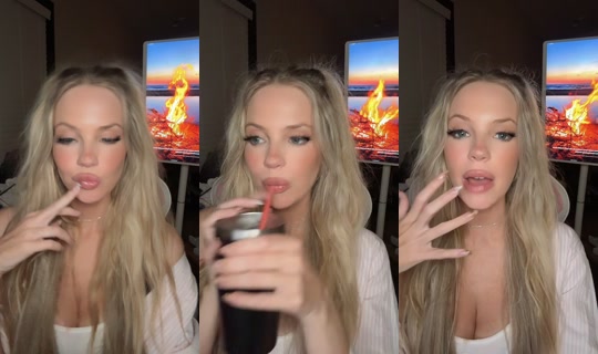simplytotallyme's Live Session — Jul 25, 2026, 3:25 AM