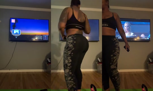sippingteawithsa's Live Session — Aug 2, 2026, 11:45 AM