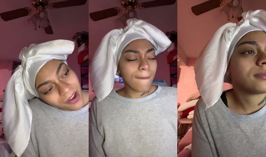 sticky.dewbee's Live Session — Aug 21, 2026, 12:37 AM