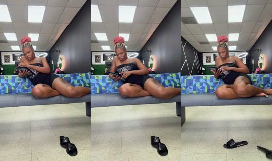 styledbyrona's Live Session — Jul 31, 2026, 7:33 PM
