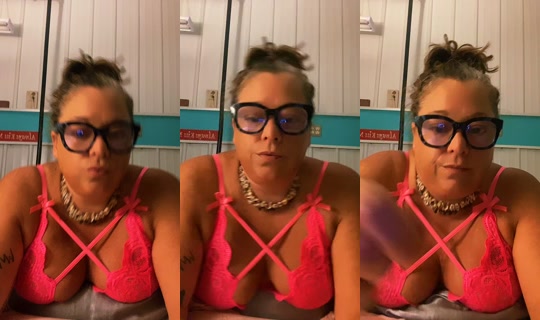 sweetlittleamanda's Live Session — Aug 5, 2026, 12:59 AM