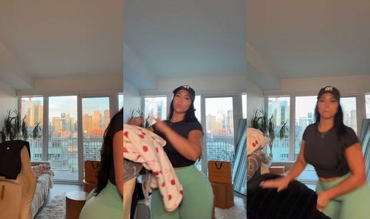 taeyleyax's Live Session — Sep 7, 2026, 11:30 PM