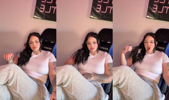 thatgrljenna's Live Session — Oct 30, 2026, 7:11 PM