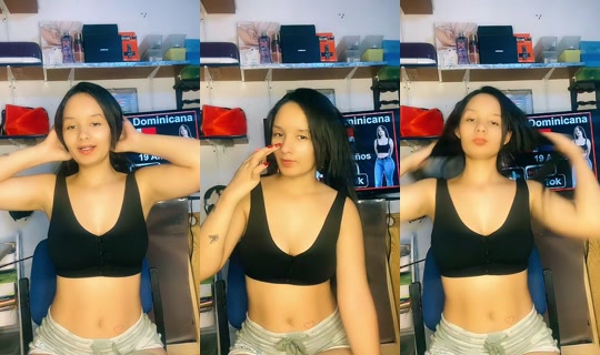 thedomigirl's Live Session — Jul 15, 2026, 4:44 AM