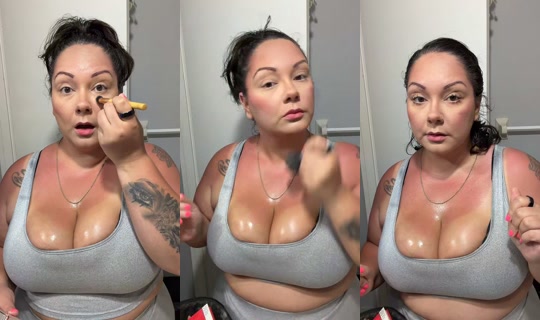 thefinestcurves's Live Session — Jul 11, 2026, 11:32 PM