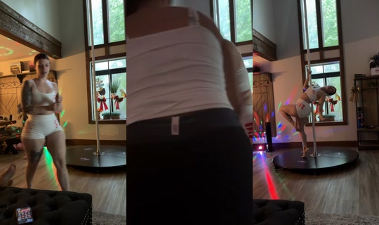 theredroomstudio's Live Session — Jul 18, 2026, 9:23 PM