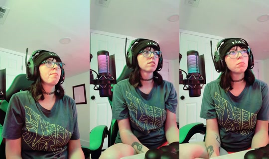 thesirenspoon's Live Session — Oct 12, 2026, 11:42 PM