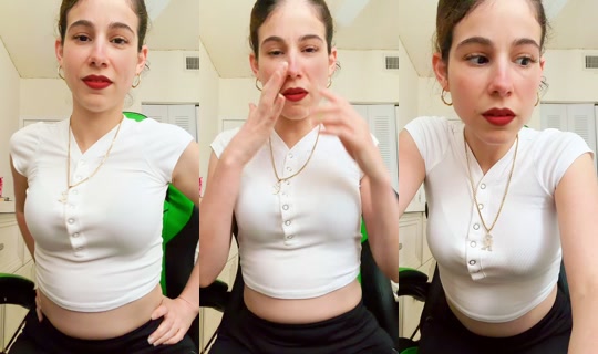 traviesa_cubanita7's Live Session — Jul 27, 2026, 6:04 PM