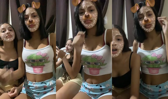 v.renataxs's Live Session — Jul 19, 2026, 4:00 AM
