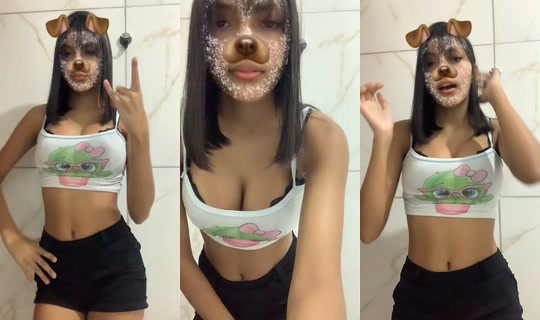 v.renataxs's Live Session — Sep 17, 2026, 1:49 AM