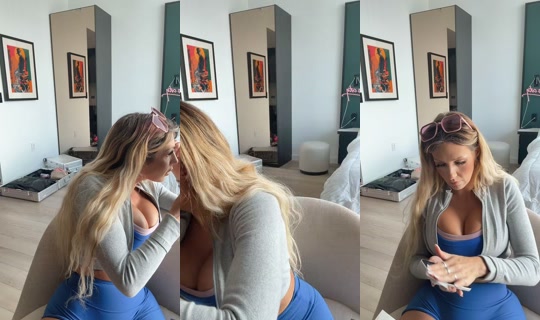 vicecityvixen's Live Session — Oct 25, 2026, 4:02 PM