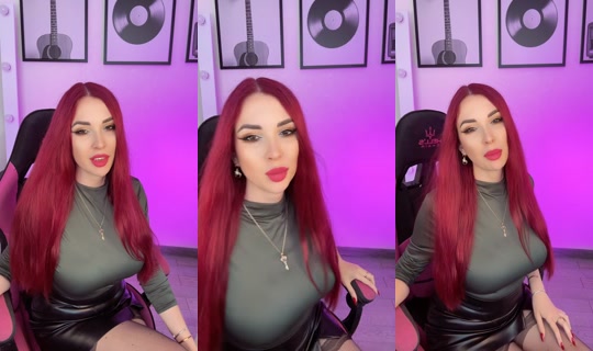 vickyfoxi's Live Session — Jul 30, 2026, 1:22 PM