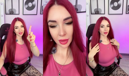 vickyfoxi's Live Session — Aug 14, 2026, 9:19 AM