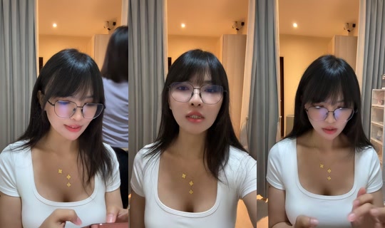 vivian81703's Live Session — Aug 30, 2026, 4:21 AM
