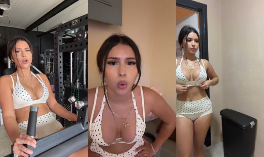 weluvanahi's Live Session — Aug 14, 2026, 9:41 PM