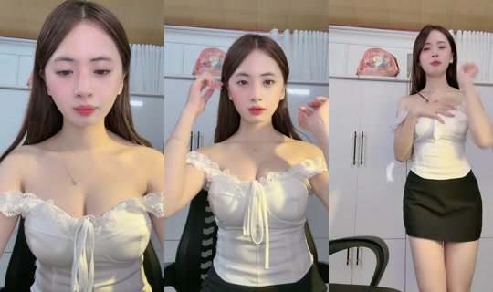 xiaomeimei_066's Live Session — Sep 8, 2026, 8:49 AM
