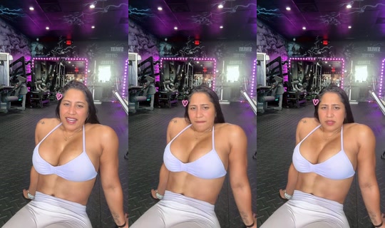 yulyrocha._oficia's Live Session — Jul 27, 2026, 7:33 PM