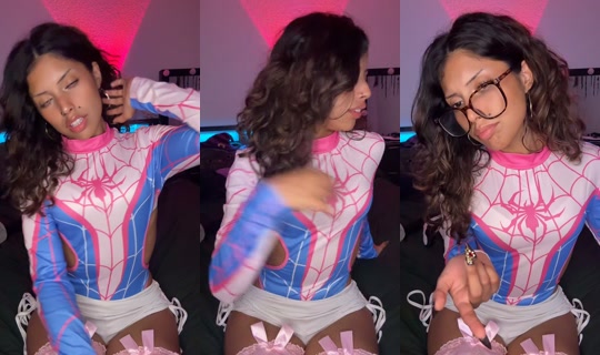 yummyyasminbby's Live Session — Sep 21, 2026, 3:18 AM