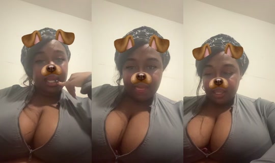 zoeee3318's Live Session — Oct 17, 2026, 12:06 PM
