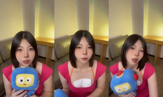 zoeya695299's Live Session — Oct 12, 2026, 5:49 AM