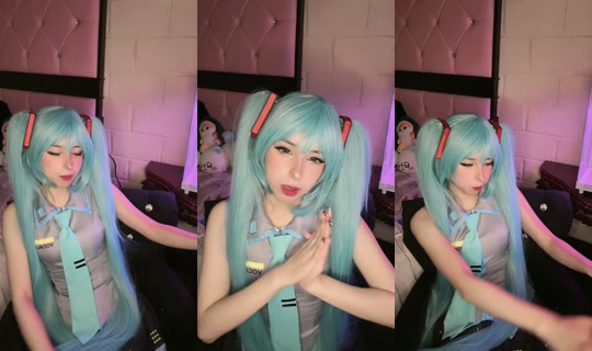 zombiiedoll_'s Live Session — Sep 1, 2026, 5:36 AM