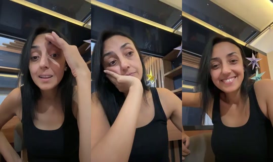 Momthegirl's Live Session — Aug 3, 2026, 9:01 PM