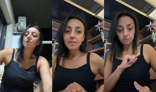 Momthegirl's Live Session — Aug 5, 2026, 9:30 PM