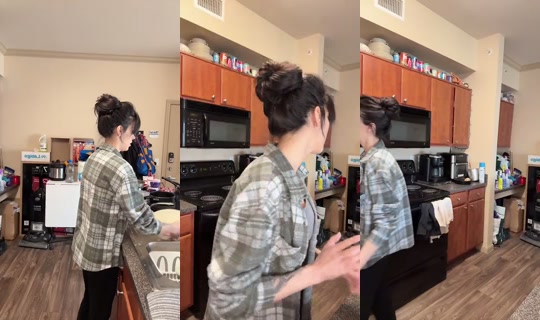 MissMooMoo's Live Session — May 19, 2026, 9:14 PM