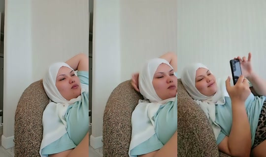 almira-33's Live Session — May 15, 2026, 5:31 AM