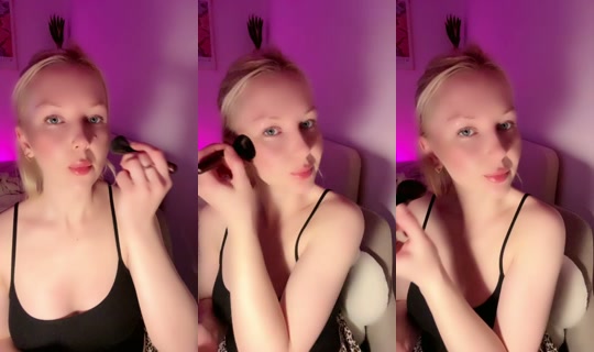 anana_anana's Live Session — May 18, 2026, 8:37 PM