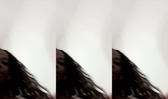 ebonyslt's Live Session — May 12, 2026, 11:36 PM