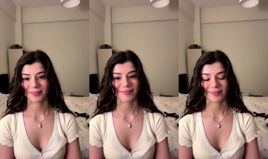 fhhfh44's Live Session — May 18, 2026, 10:15 PM