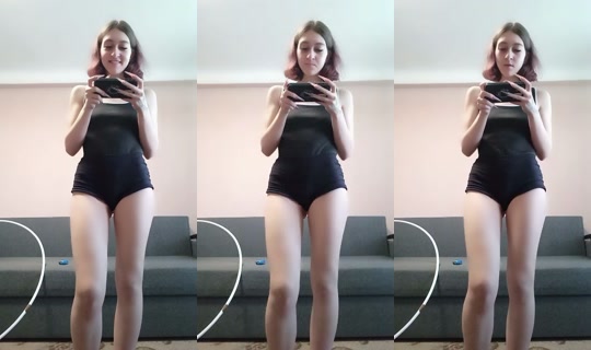 lena-lena-125582's Live Session — May 20, 2026, 6:06 AM