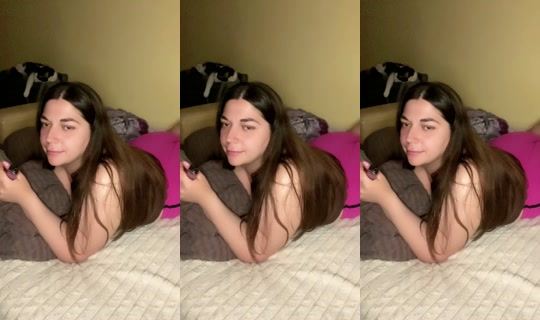 sarah84111's Live Session — May 23, 2026, 10:22 PM