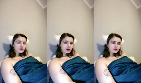 tomoe1mikas's Live Session — May 17, 2026, 1:41 AM
