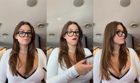 blossomleeella's Live Session — Jul 4, 2026, 12:27 AM