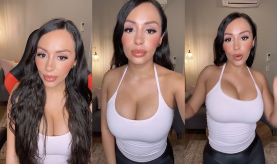 ellaqlona's Live Session — Jul 3, 2026, 6:29 AM