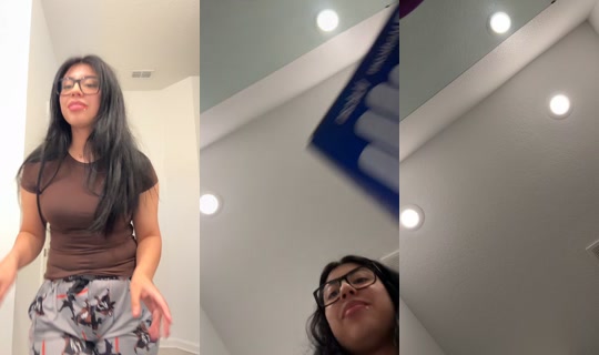 onlymeliy's Live Session — Jul 4, 2026, 12:21 AM