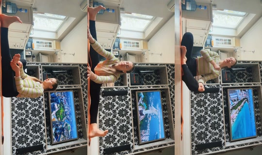 viktoriasudomora's Live Session — Apr 19, 2026, 9:59 AM