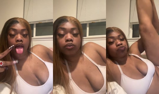 mrsfreakkkkk's Live Session — May 3, 2026, 10:01 AM
