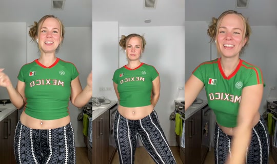 melanie_rose_99's Live Session — May 12, 2026, 11:28 PM