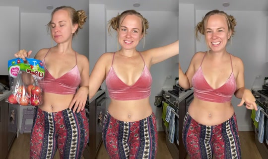 melanie_rose_99's Live Session — May 13, 2026, 11:32 PM