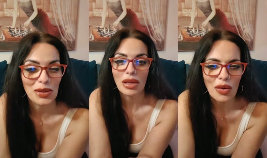 anastasia77365's Live Session — May 21, 2026, 10:26 PM