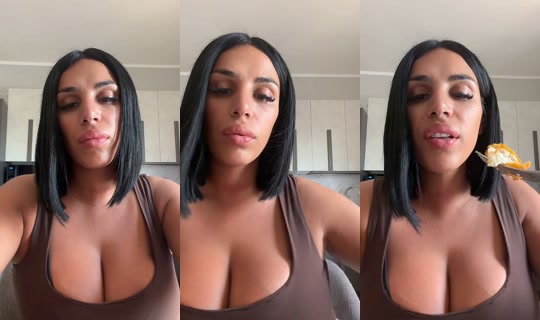 martina.spina93's Live Session — Jun 27, 2026, 1:05 PM