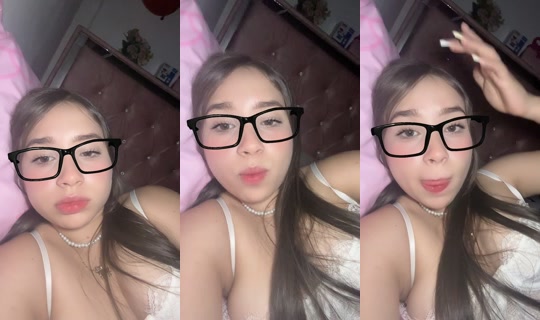 jhoana_21092's Live Session — May 24, 2026, 5:43 AM
