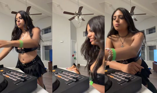 duchessofdallasss's Live Session — Jun 6, 2026, 7:45 AM